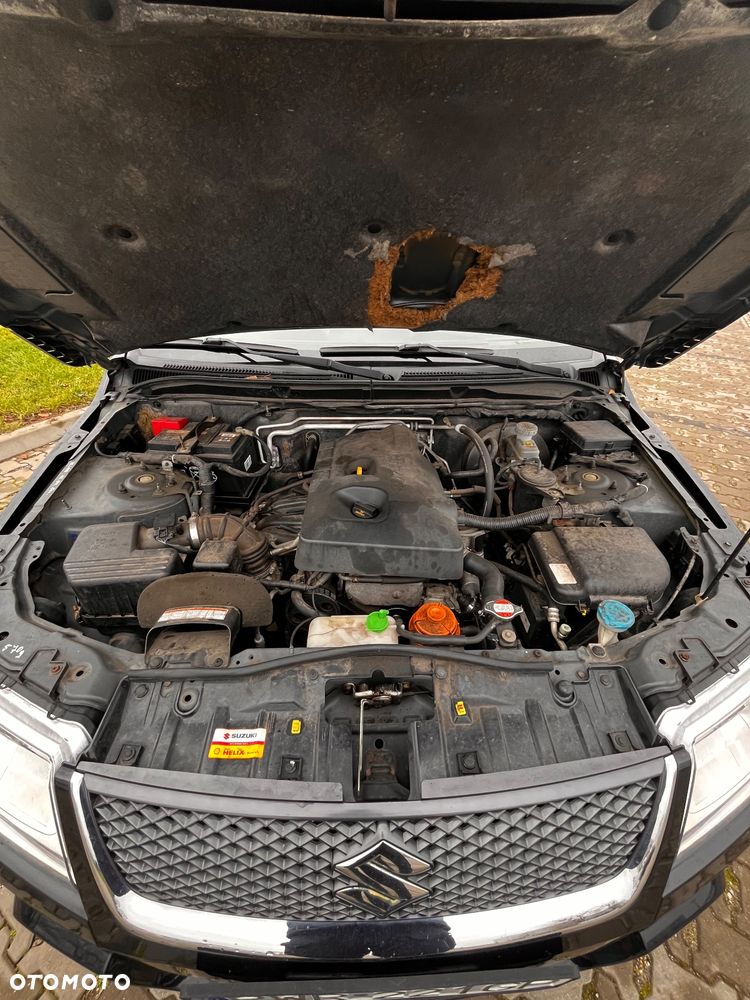 Suzuki Grand Vitara 2.0 - 14