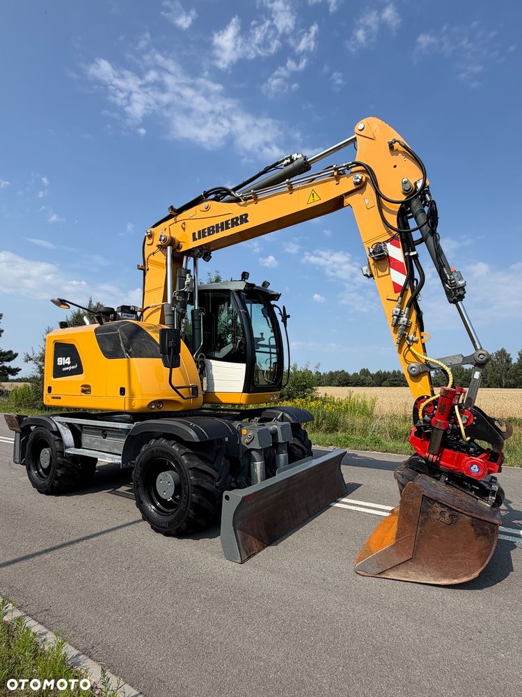 Liebherr A914 compact |rototilt |lapy-plug| - 3