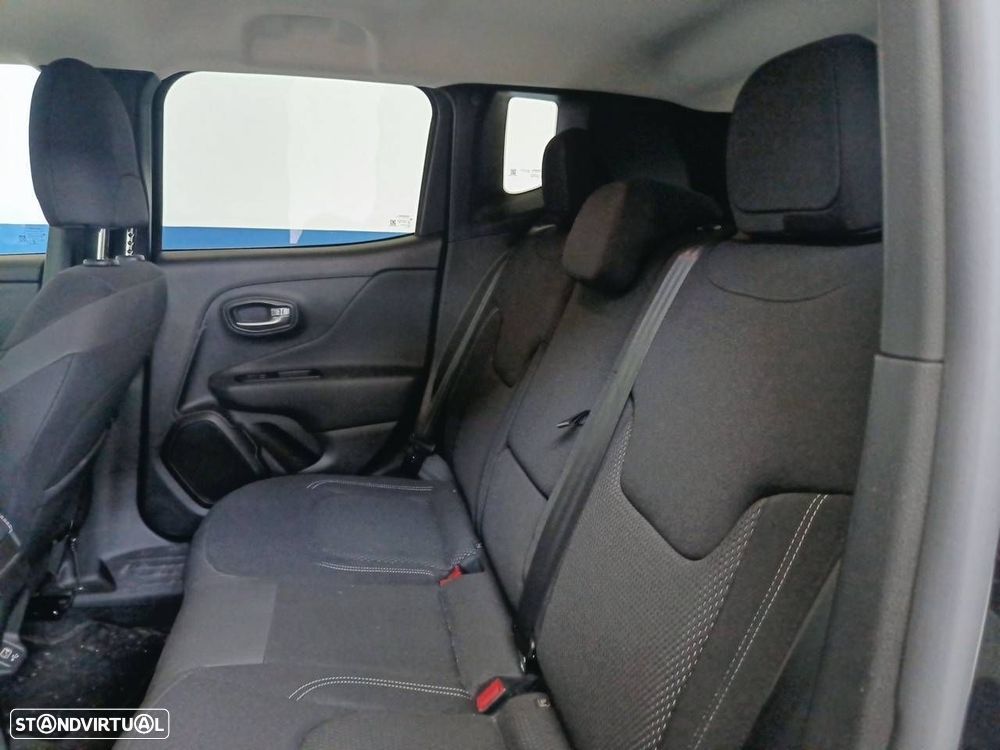 Jeep Renegade 1.3 T Limited S DCT - 10