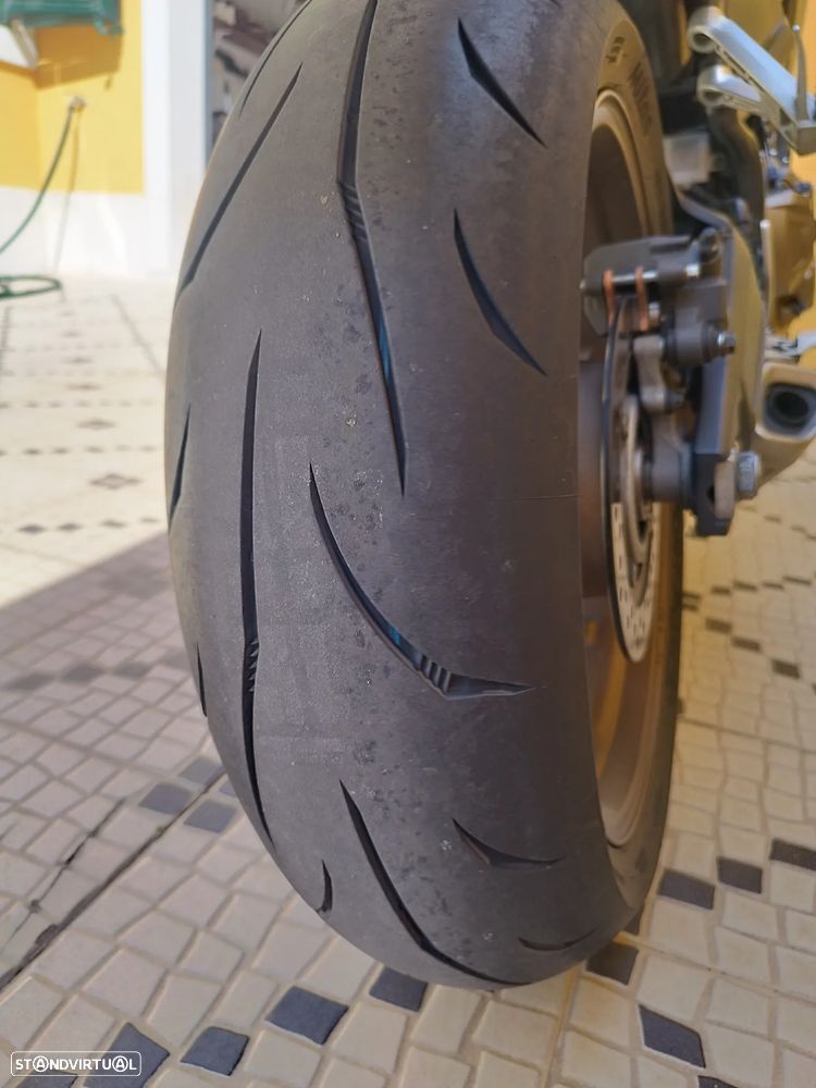 Honda CB Cb650r - 9