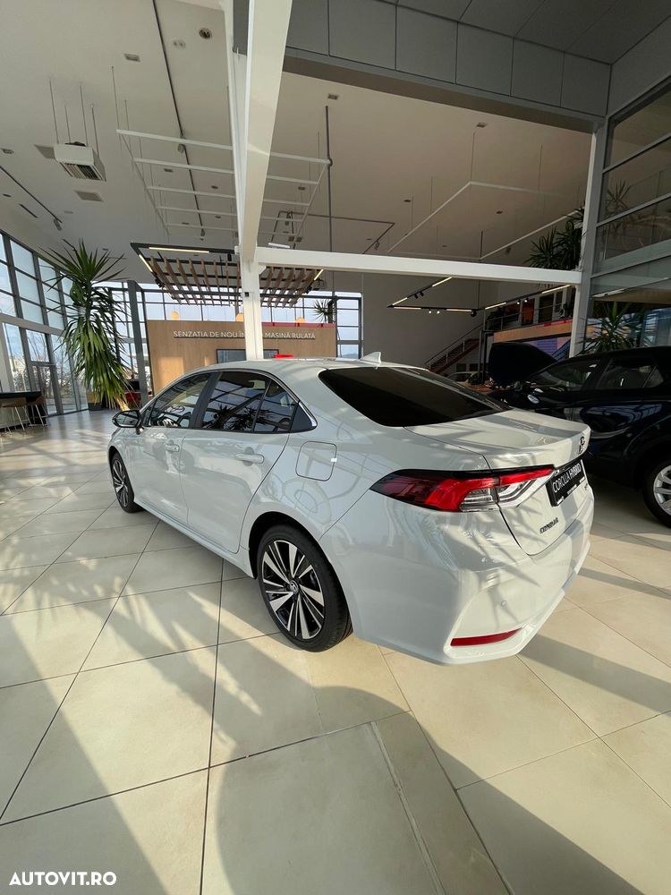 Toyota Corolla 1.8 HSD Dynamic - 4