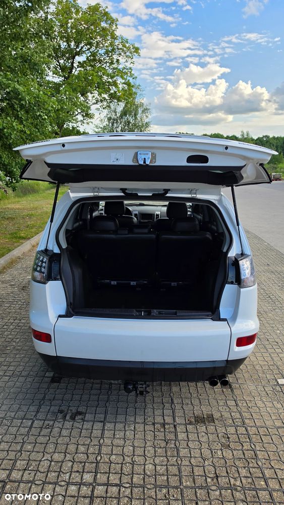 Mitsubishi Outlander 2.2 DI-D 4WD Intense - 8