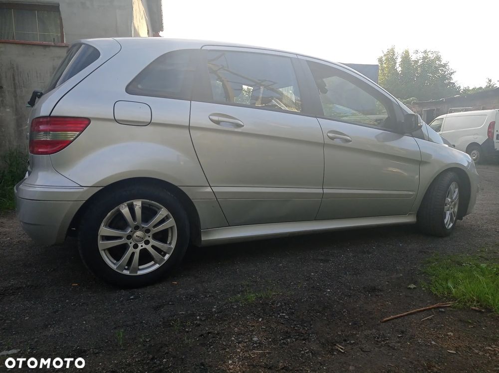 Mercedes-Benz Klasa B 180 CDI DPF SPORT EDITION - 4