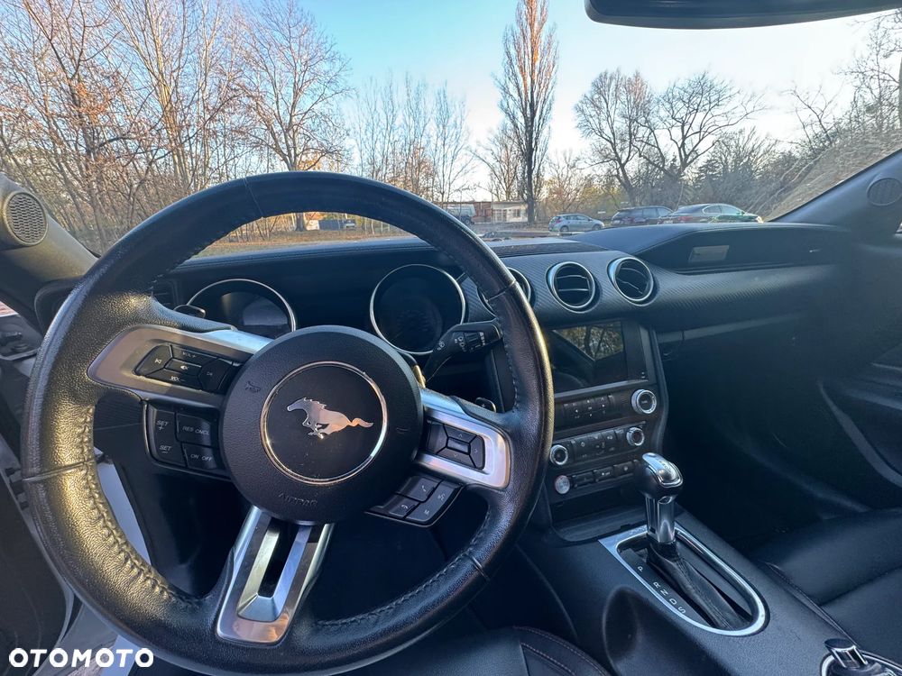 Ford Mustang - 17