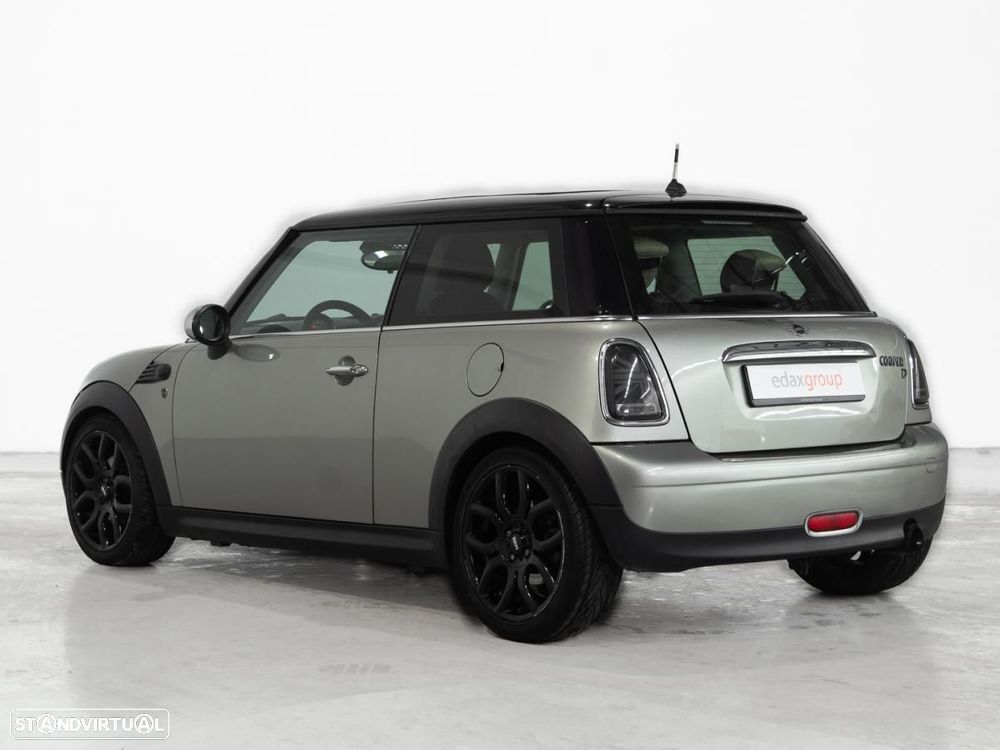 MINI 3 Portas - 4