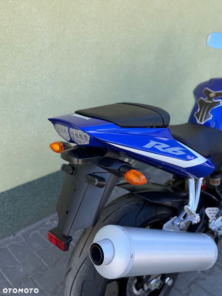 Yamaha R6 - 11