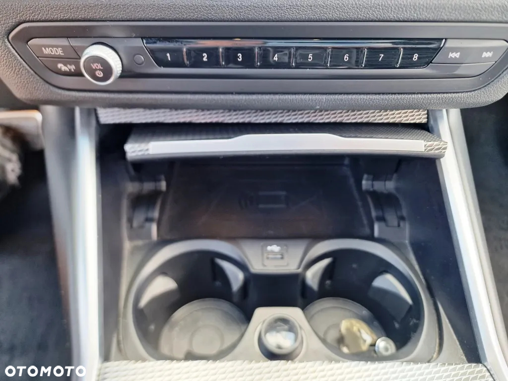 BMW Seria 3 - 36