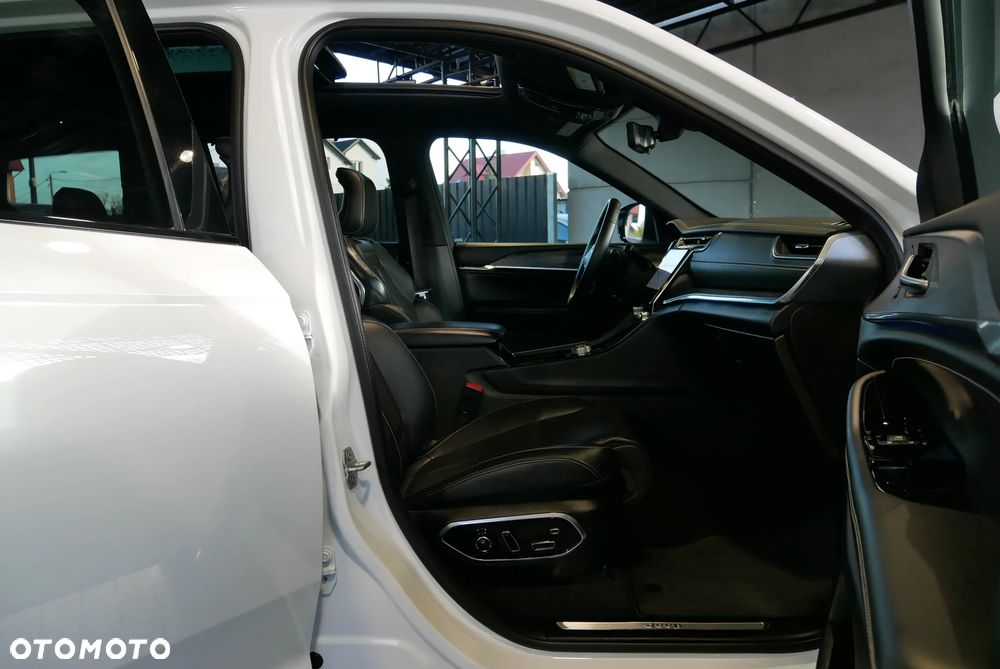Jeep Grand Cherokee - 9