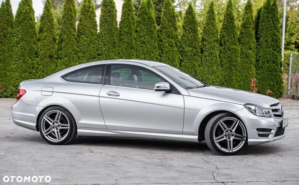 Mercedes-Benz Klasa C 200 Coupe 7G-TRONIC Edition - 3