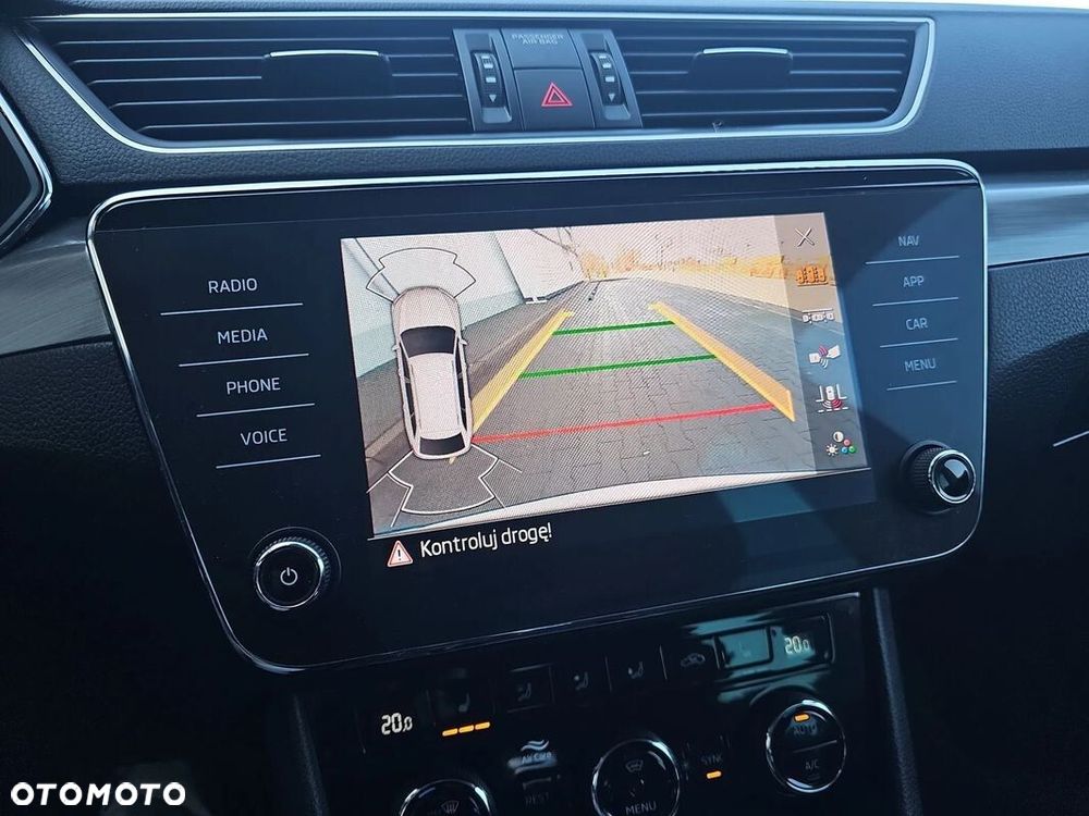 Skoda Superb 2.0 TDI SCR Style DSG - 36