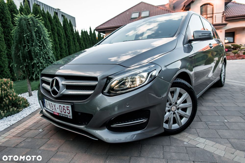 Mercedes-Benz Klasa B 180 7G-DCT Style - 1