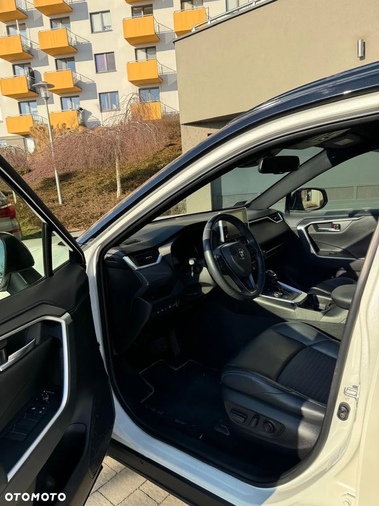 Toyota RAV4 ver-2-5-hybrid-selection-4x4 - 16