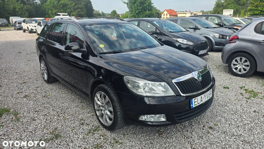 Skoda Octavia 1.6 TDI DPF DSG Ambition - 10