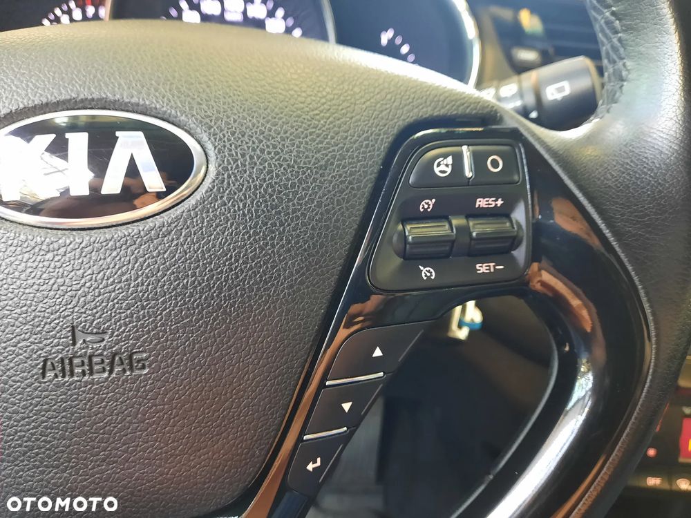Kia Ceed 1.4 CVVT Dream Team Edition - 28