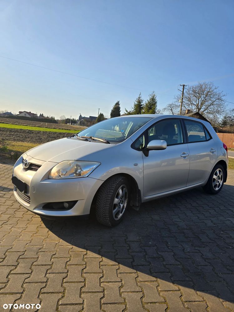 Toyota Auris 2.0 D-4D 2010 - 9