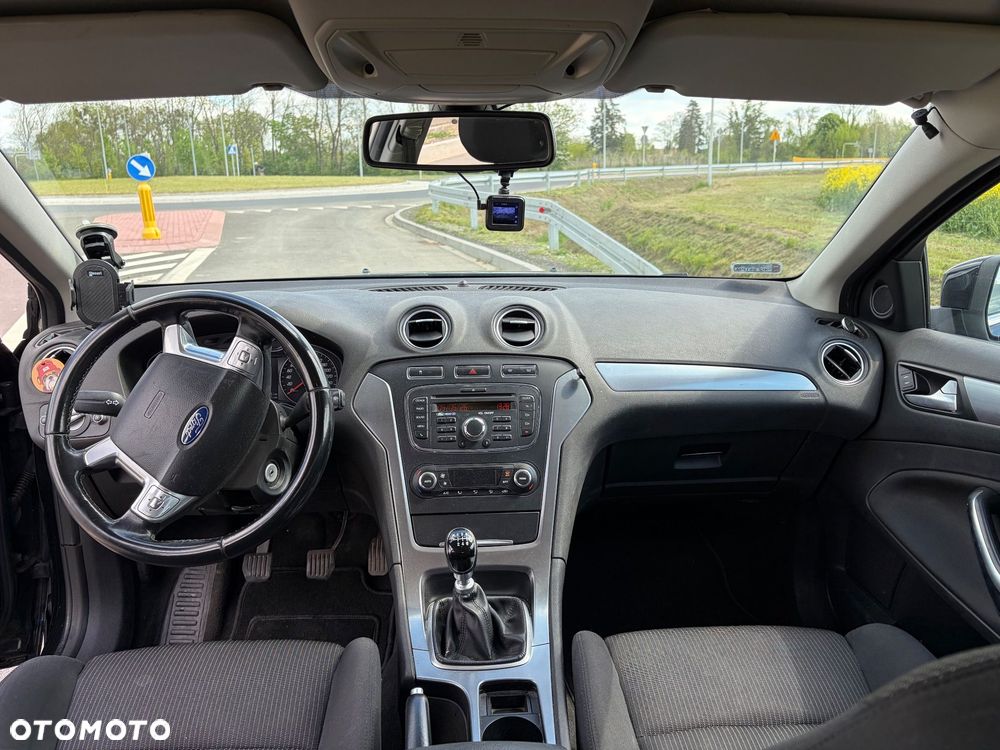 Ford Mondeo 2.0 TDCi Titanium - 13