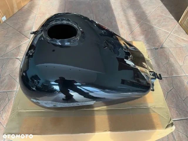 ZBIORNIK PALIWA HARLEY TOURING ELECTRA GLIDE 14- - 2