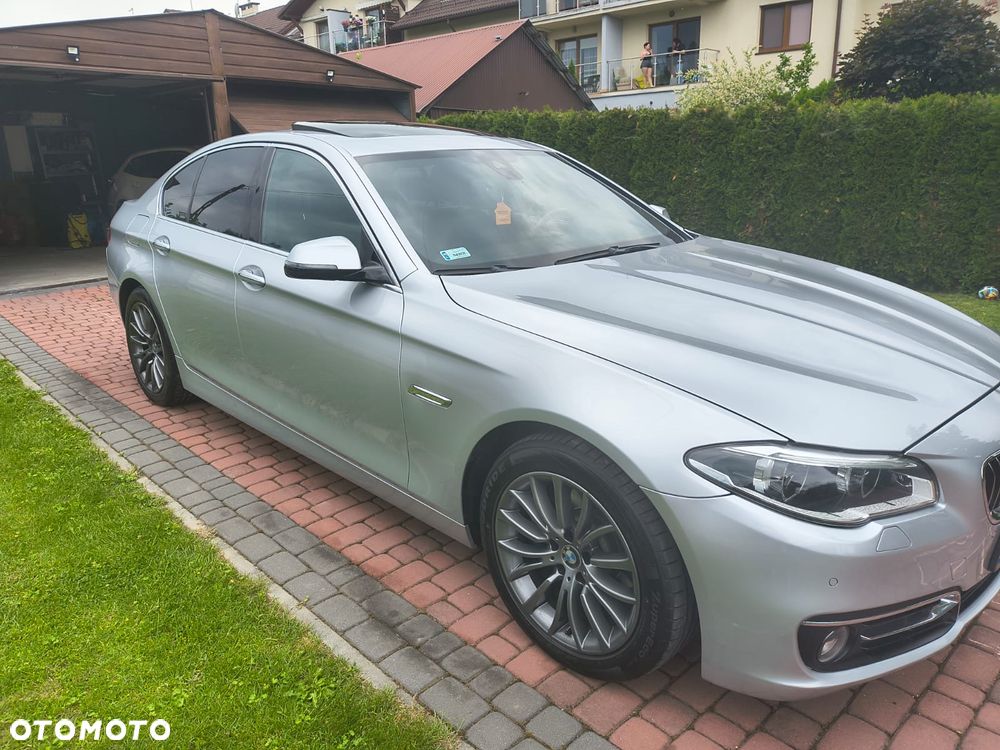 BMW Seria 5 520d xDrive Luxury Line - 1