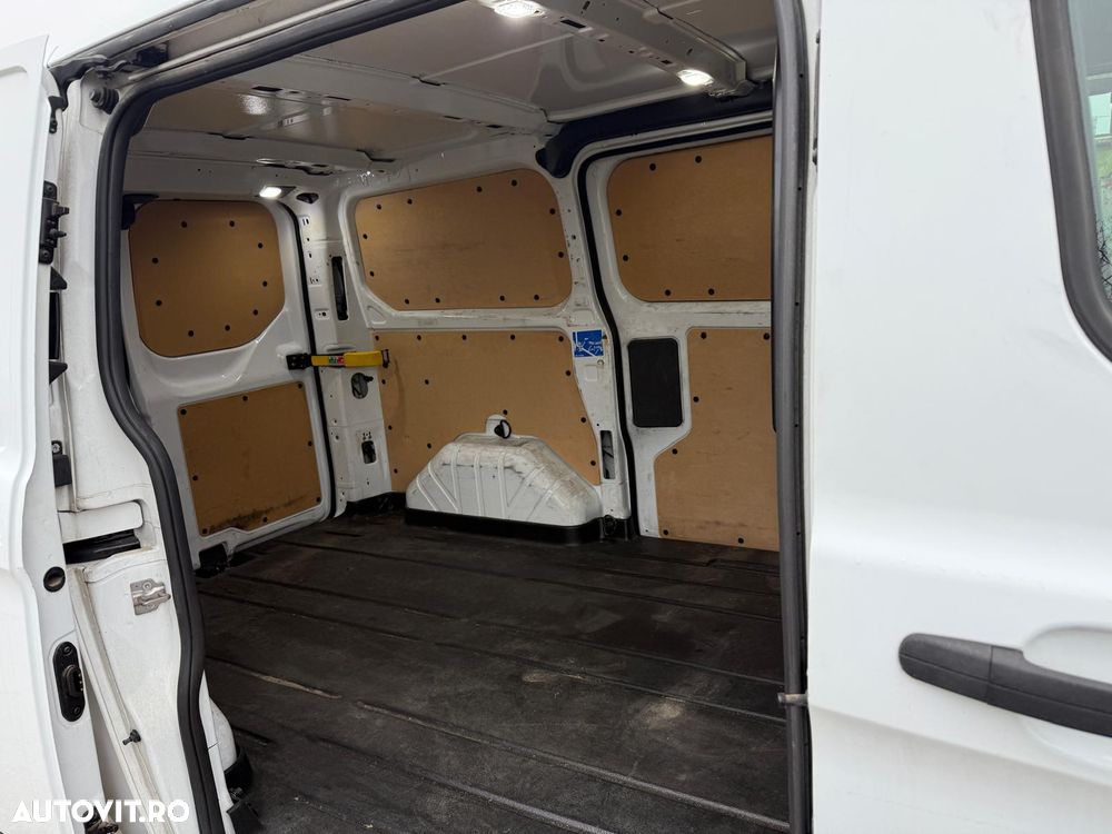 Ford Transit Custom - 19