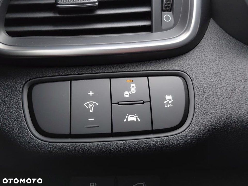 Kia Sorento - 25