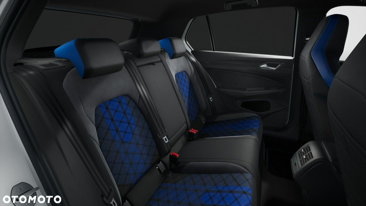 Volkswagen Golf - 12