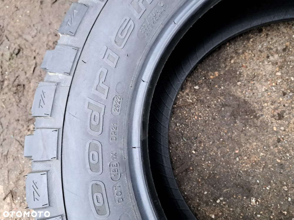 Opony Całoroczne BFGoodrich Mud-Terrain T/A KM2 255/75R17 111/108Q 2022 Rok LT255/75R17 2 Sztuki - 10