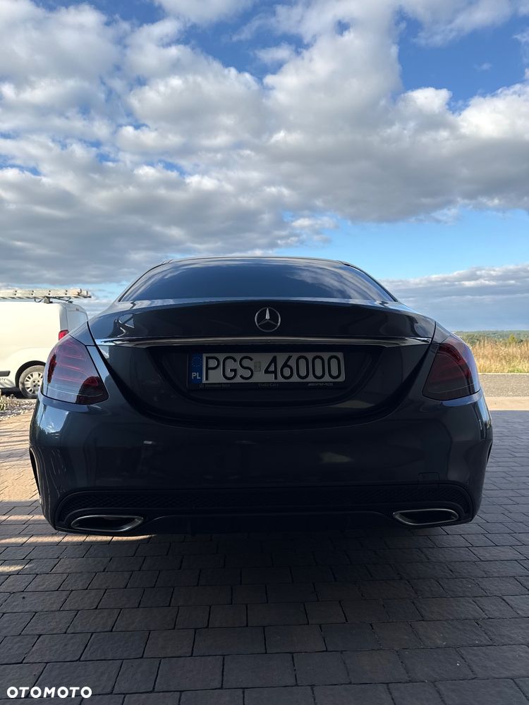 Mercedes-Benz Klasa C 250 7G-TRONIC - 29