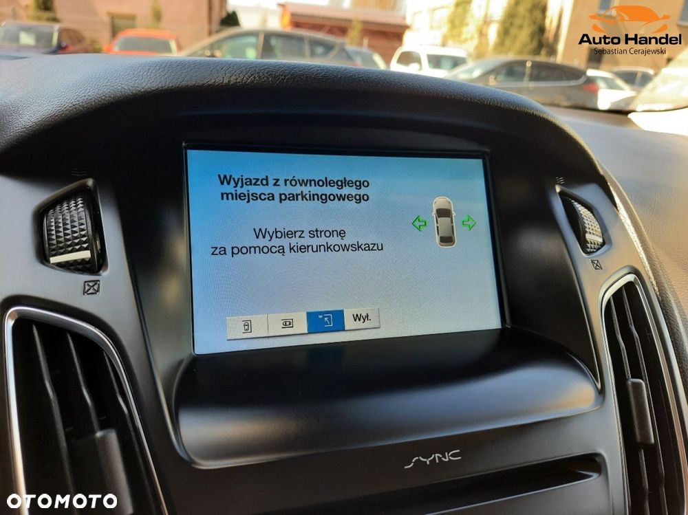 Ford Focus 1.0 EcoBoost STart-Stopp-System TITANIUM - 33