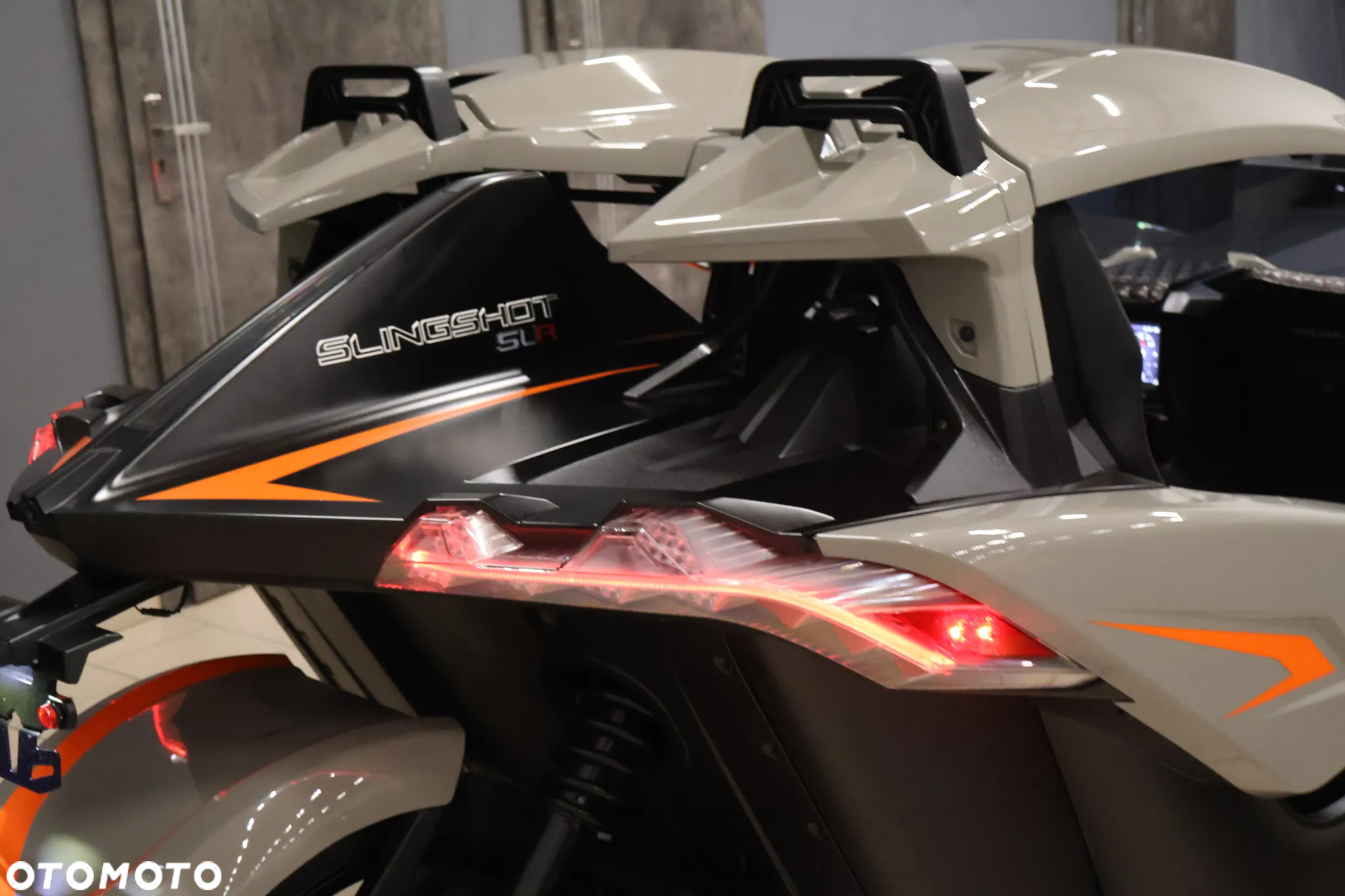 Polaris Inny - 18