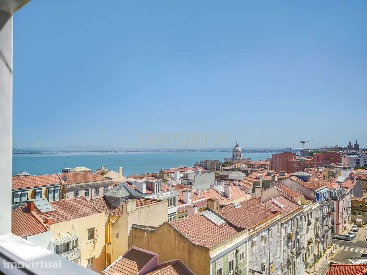 Apartamento T2 Renovado com Vista Rio em São Vicente, Lisboa - Grande imagem: 3/23
