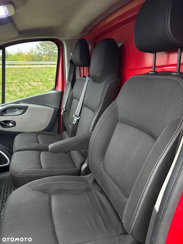 Renault trafic - 19