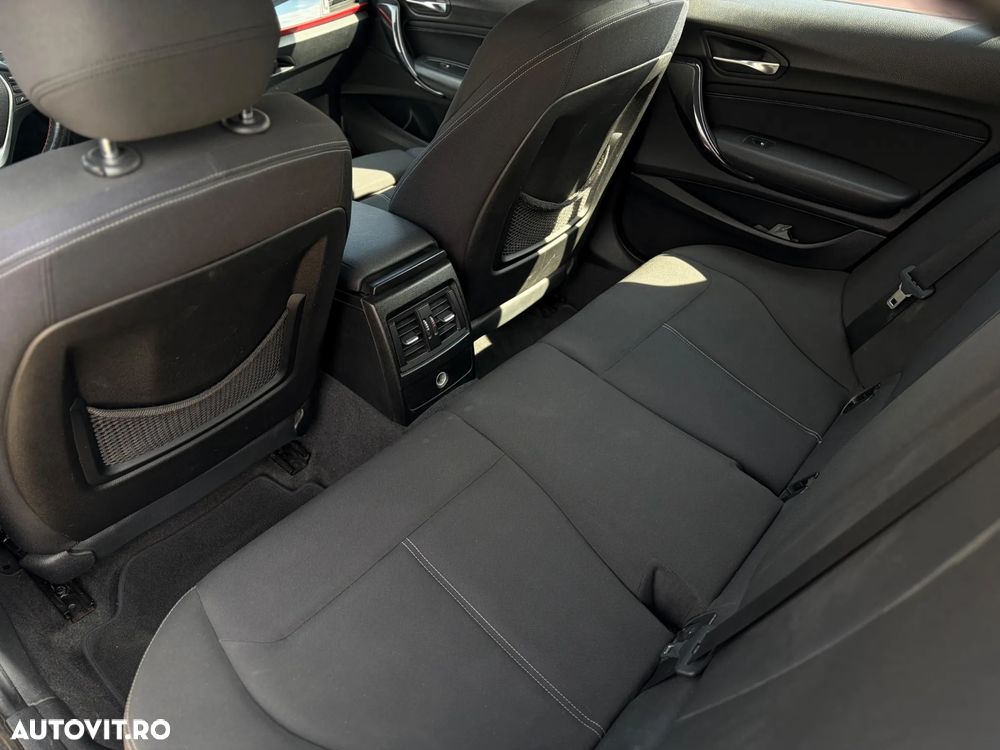 BMW Seria 1 120d Sport Line - 11