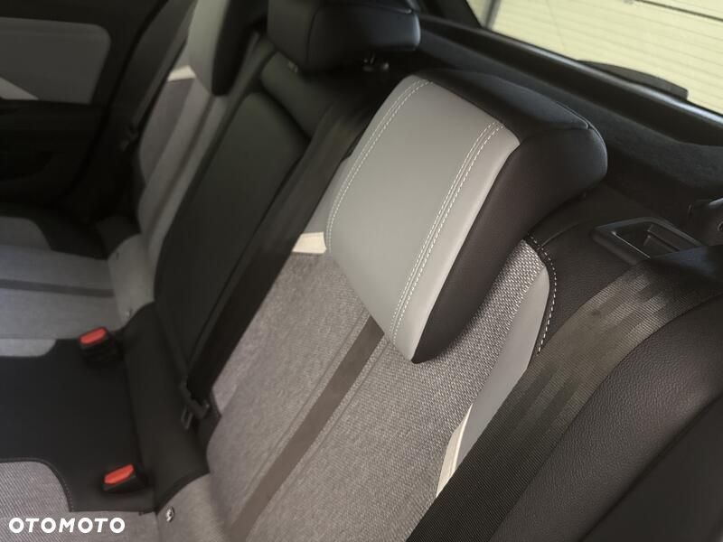 Opel Astra - 18