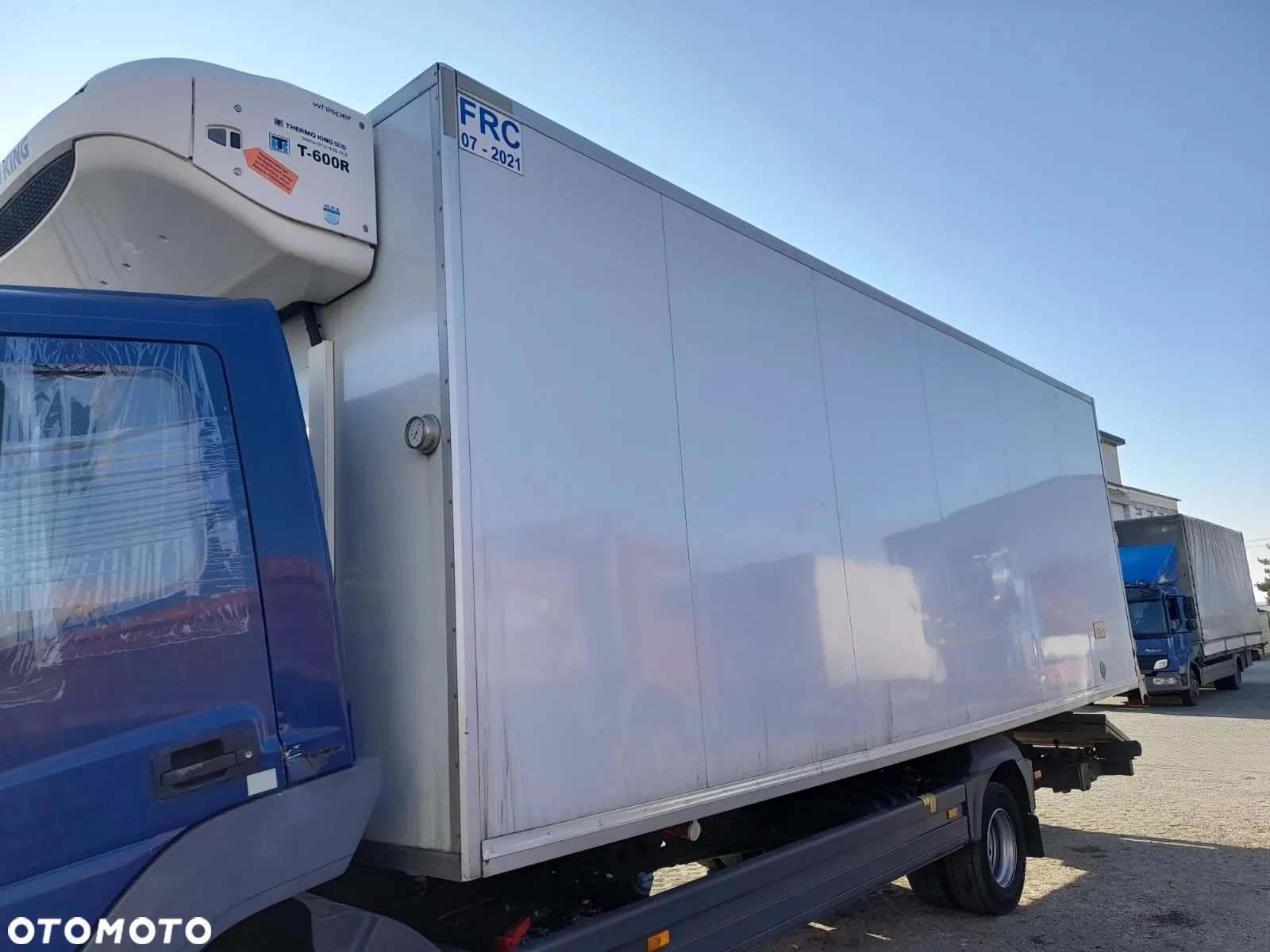Kontener izoterma zabudowa Mercedes 7,45x2,6x2,65m - 3