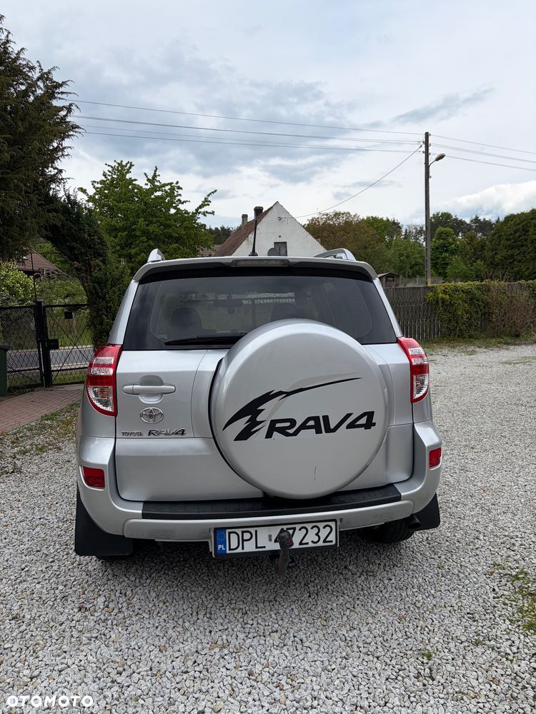 Toyota RAV4 2.2 D-4D 4x2 Life - 4
