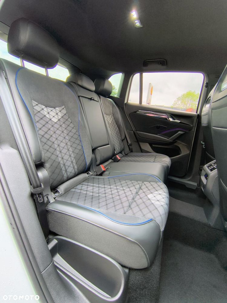 Volkswagen Tiguan 1.5 eTSI R-Line Plus DSG - 31
