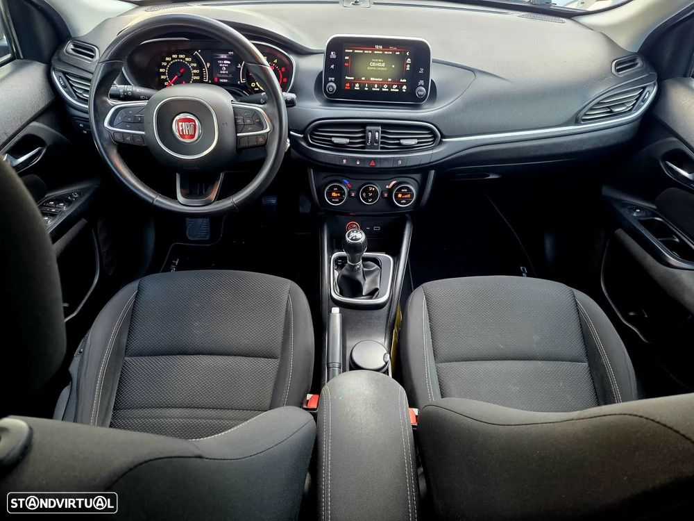 Fiat Tipo Station Wagon 1.3 M-Jet Lounge - 4