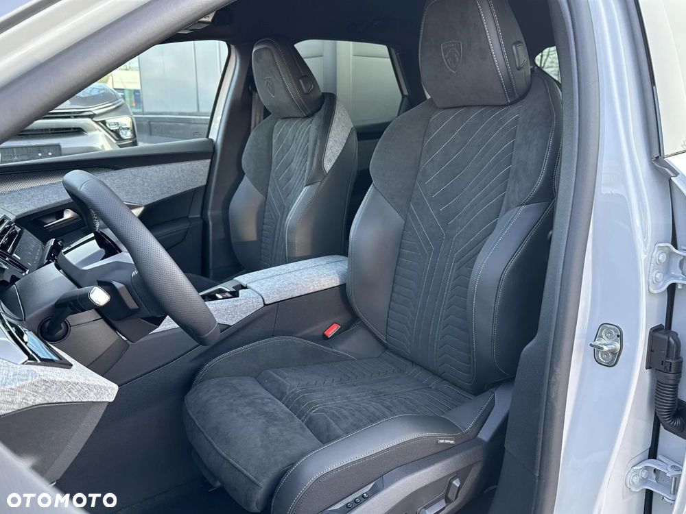 Peugeot 3008 1.6 PHEV 195 GT E-DCS7 - 35