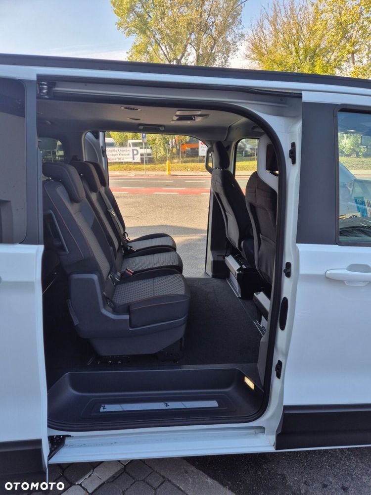 Volkswagen Caravelle 2.0 TDI L2 4Motion PanAmericana - 8