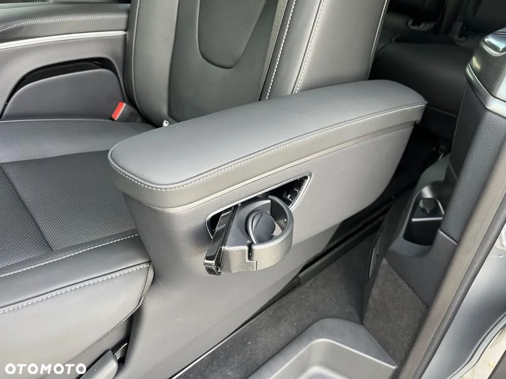 Mercedes-Benz Klasa V 300 d 4-Matic 9G-Tronic Exclusive (ekstra d³) - 20