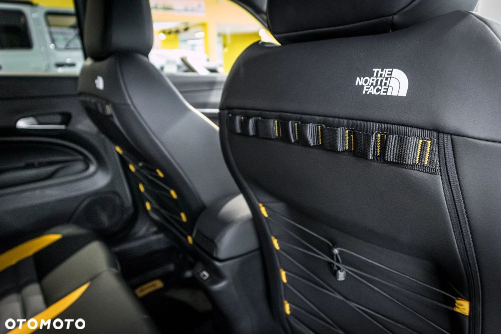 Jeep Avenger 1.2 T3 mHEV The North Face 4xe eDCT6 - 9