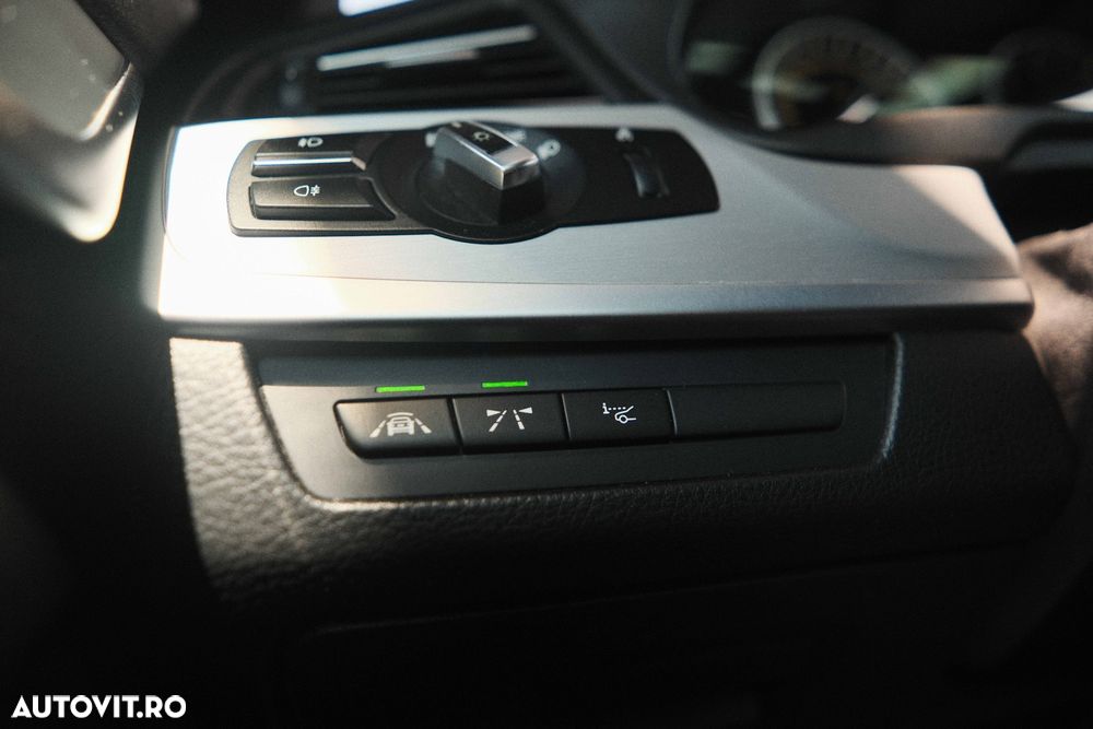 BMW Seria 5 520d - 19