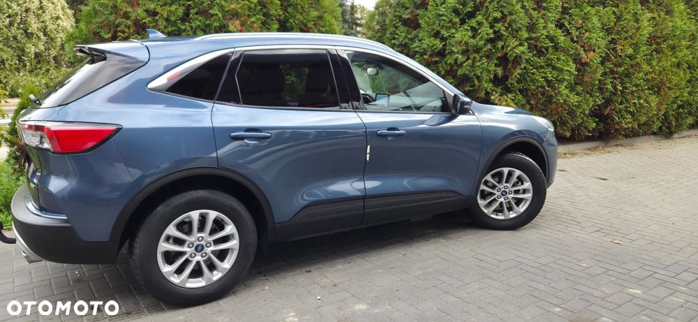 Ford Kuga - 18