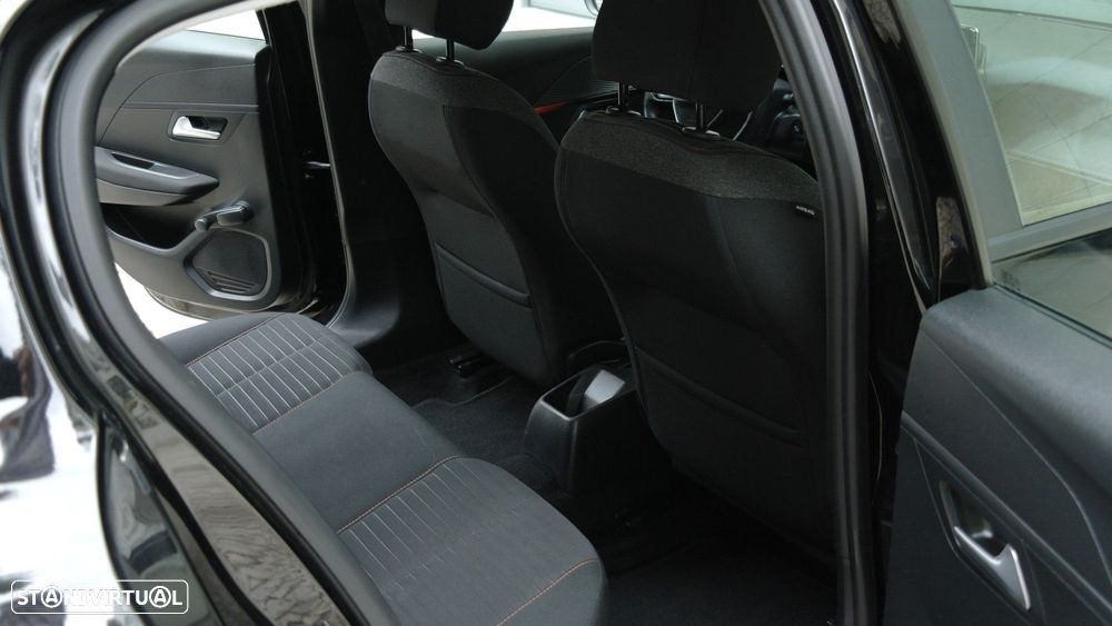 Peugeot 208 1.2 PureTech Active - 12