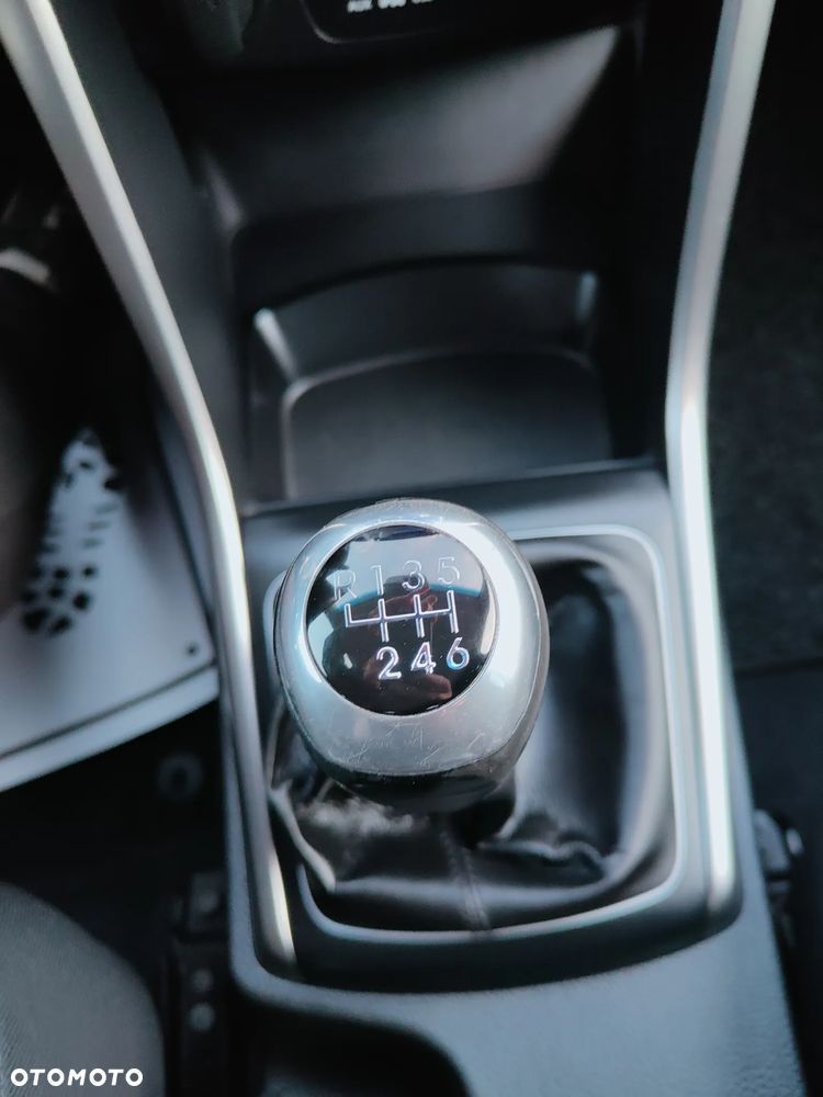 Hyundai i30 blue Kombi 1.6 GDi Style - 29