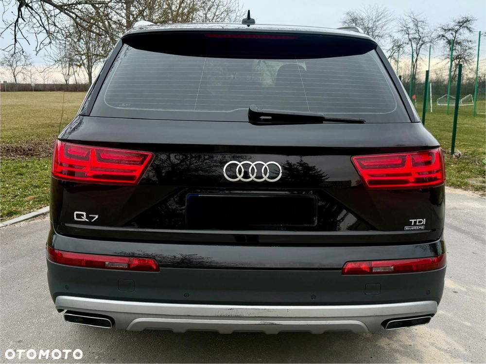Audi Q7 - 8