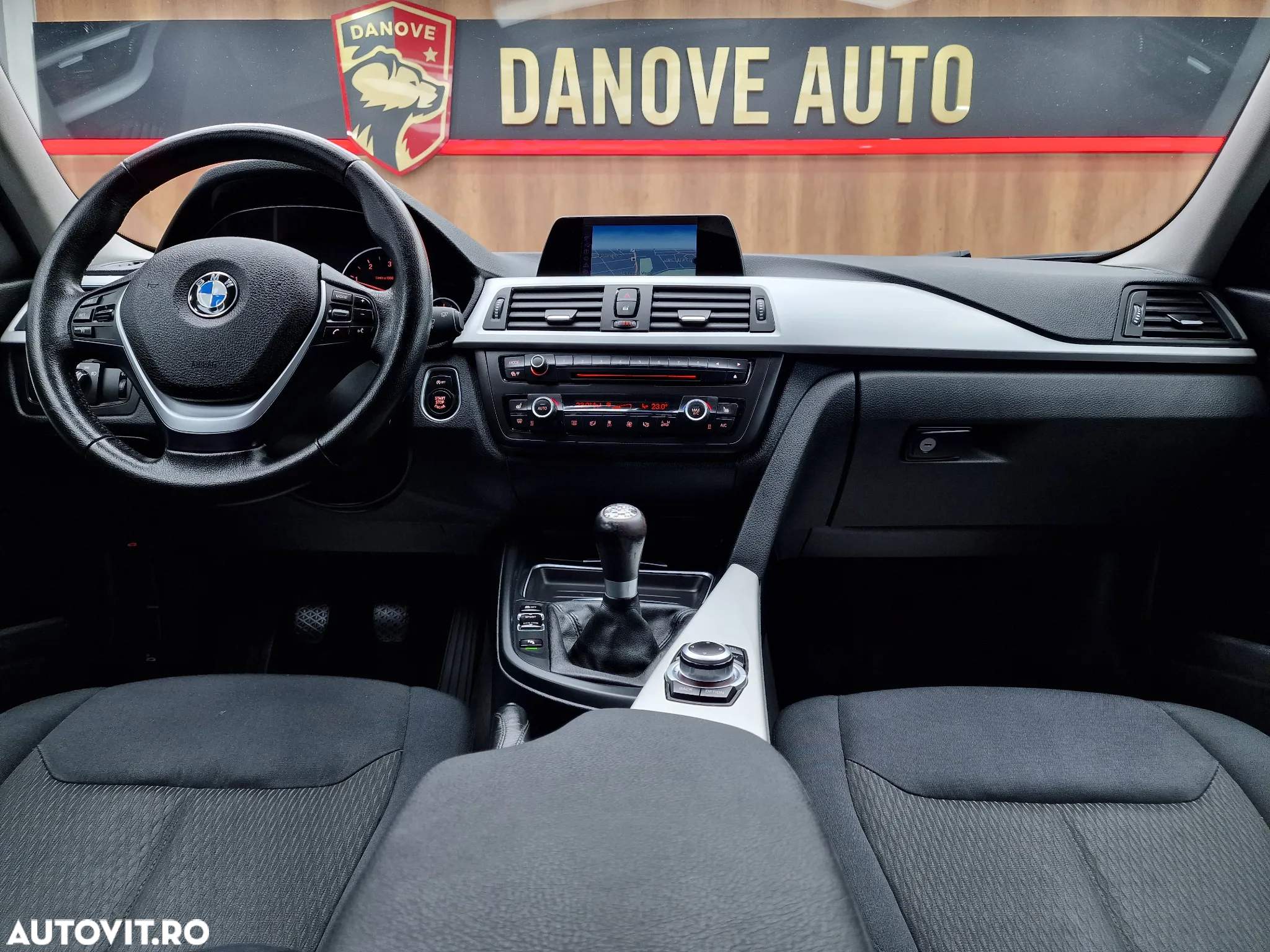 BMW Seria 3 318d - 21