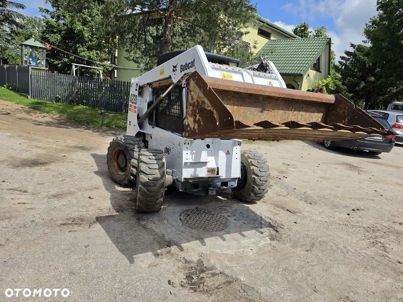 Hitachi EX30 - 2