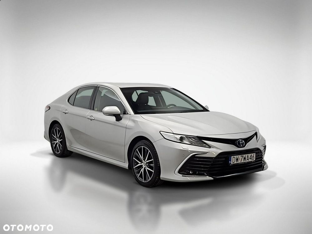 Toyota Camry 2.5 Hybrid Executive CVT - 8
