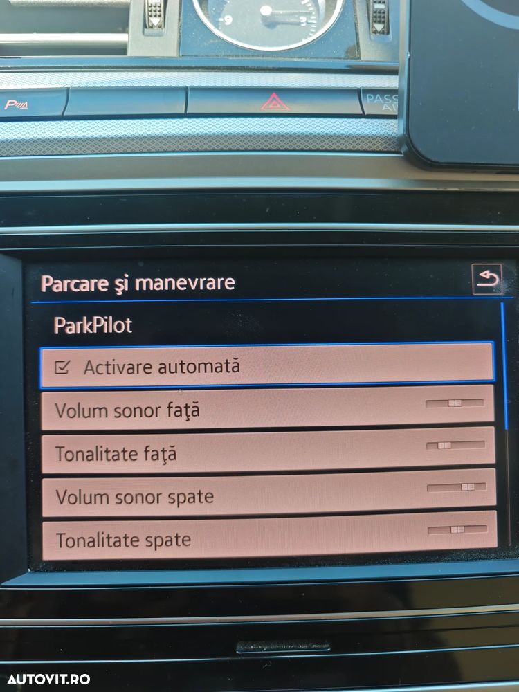Volkswagen Passat 2.0 TDI Comfortline - 14